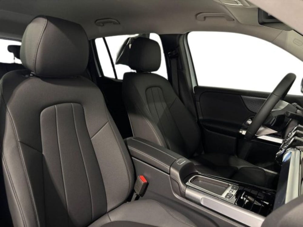 Mercedes-Benz GLB nuova a Bologna (16)
