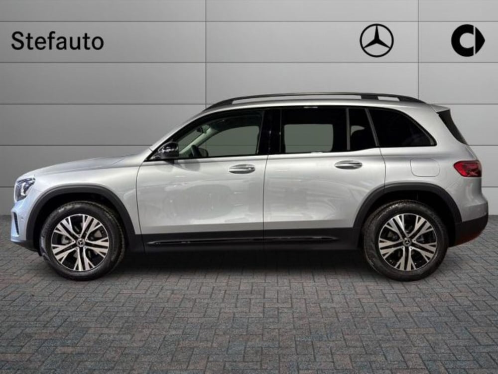 Mercedes-Benz GLB nuova a Bologna (3)