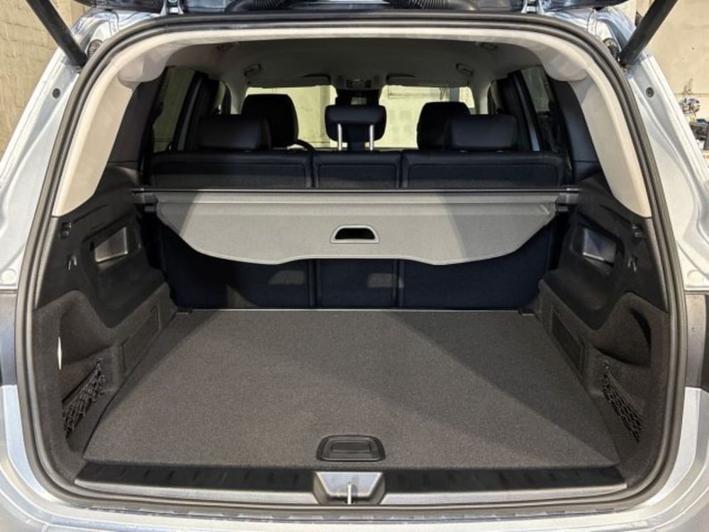 Mercedes-Benz GLB nuova a Bologna (7)