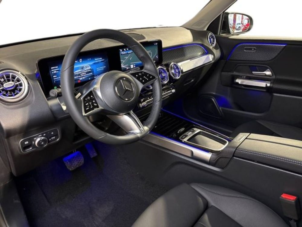 Mercedes-Benz GLB nuova a Bologna (11)