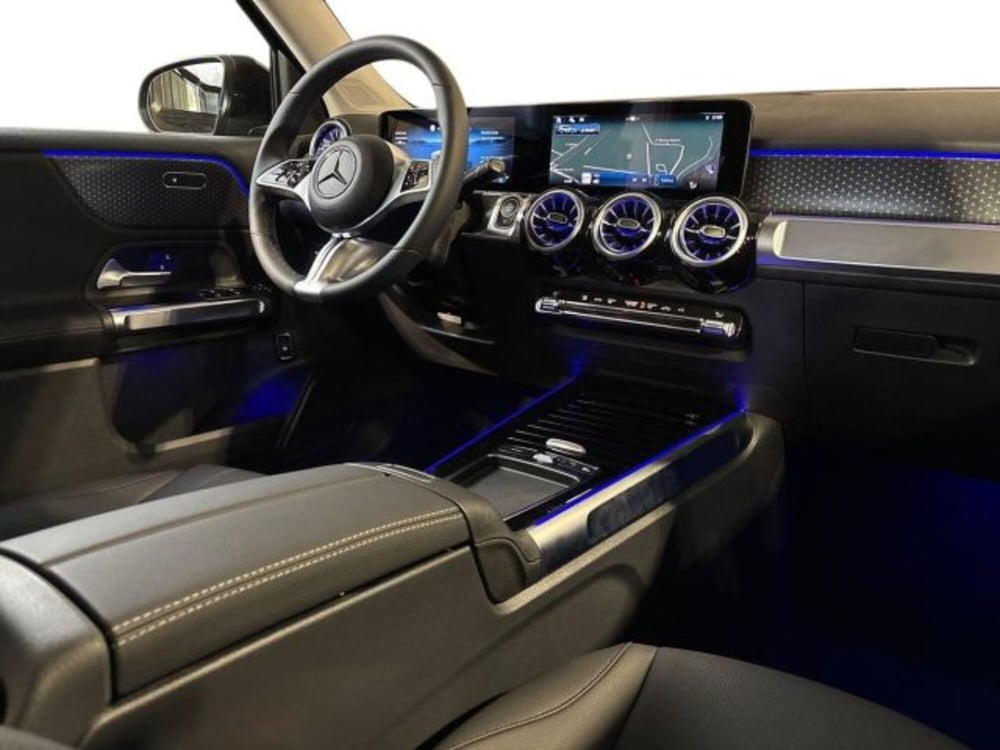Mercedes-Benz GLB nuova a Bologna (15)