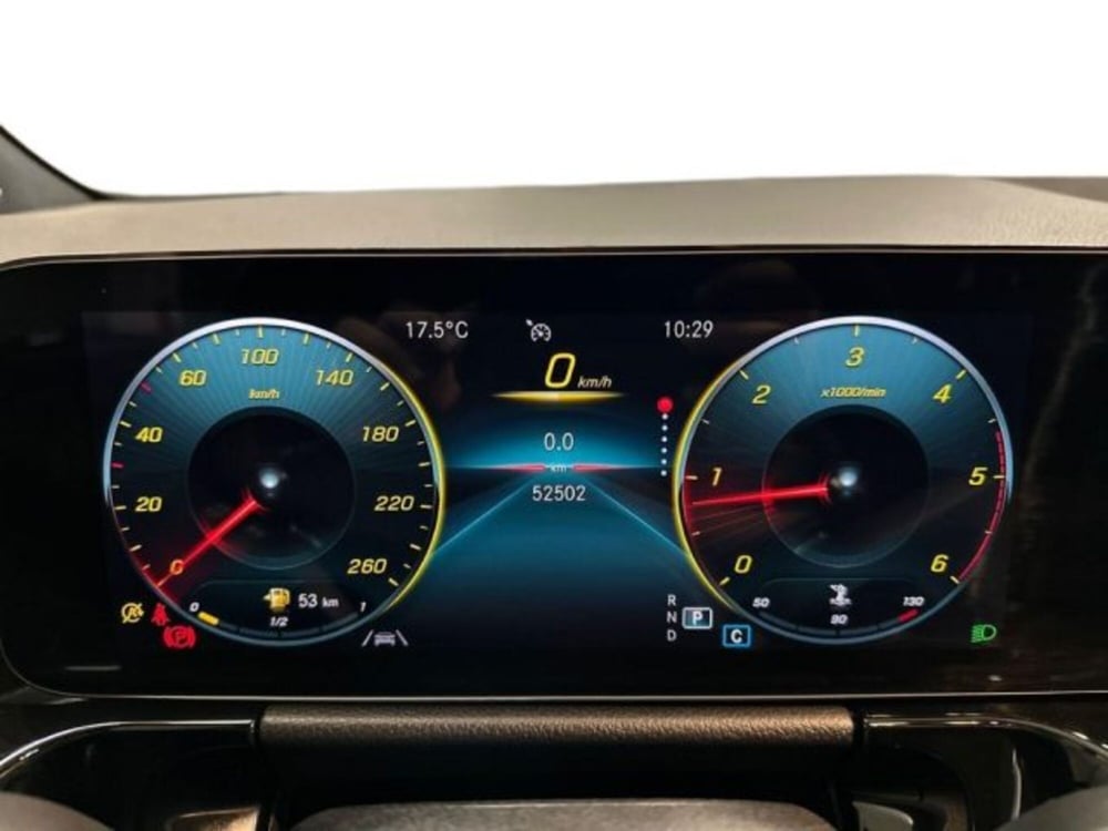 Mercedes-Benz GLA SUV usata a Avellino (13)