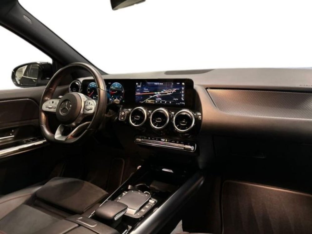 Mercedes-Benz GLA SUV usata a Avellino (15)