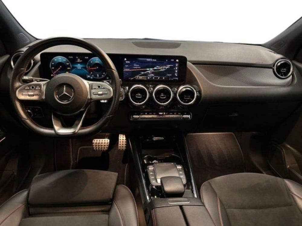 Mercedes-Benz GLA SUV usata a Avellino (9)
