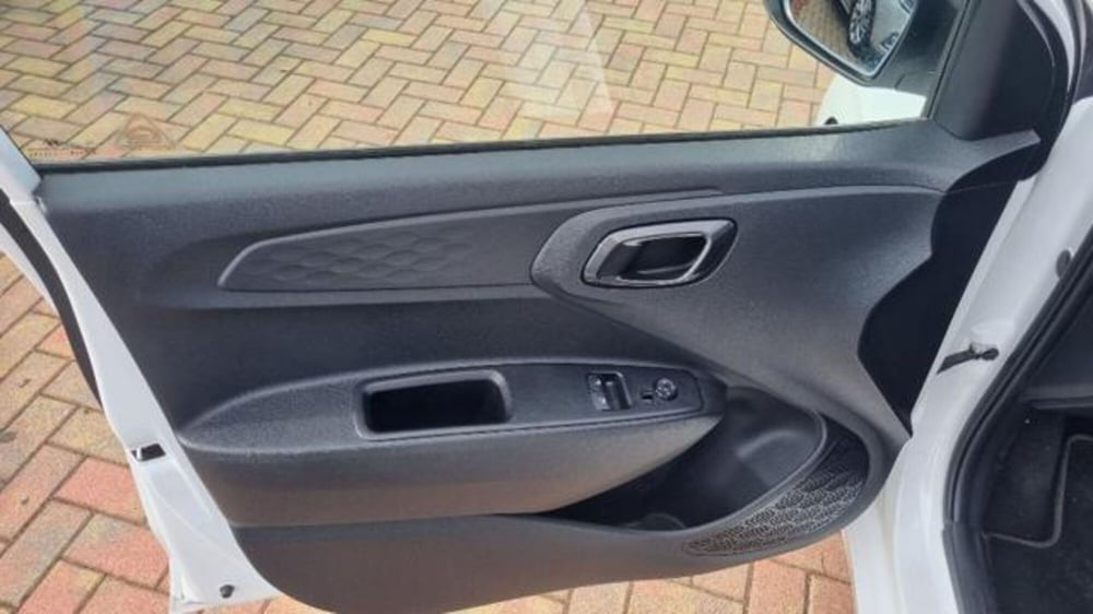 Hyundai i10 usata a Savona (16)