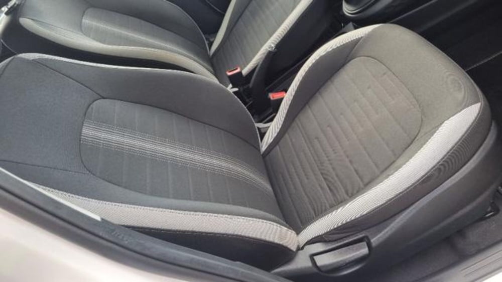 Hyundai i10 usata a Savona (8)