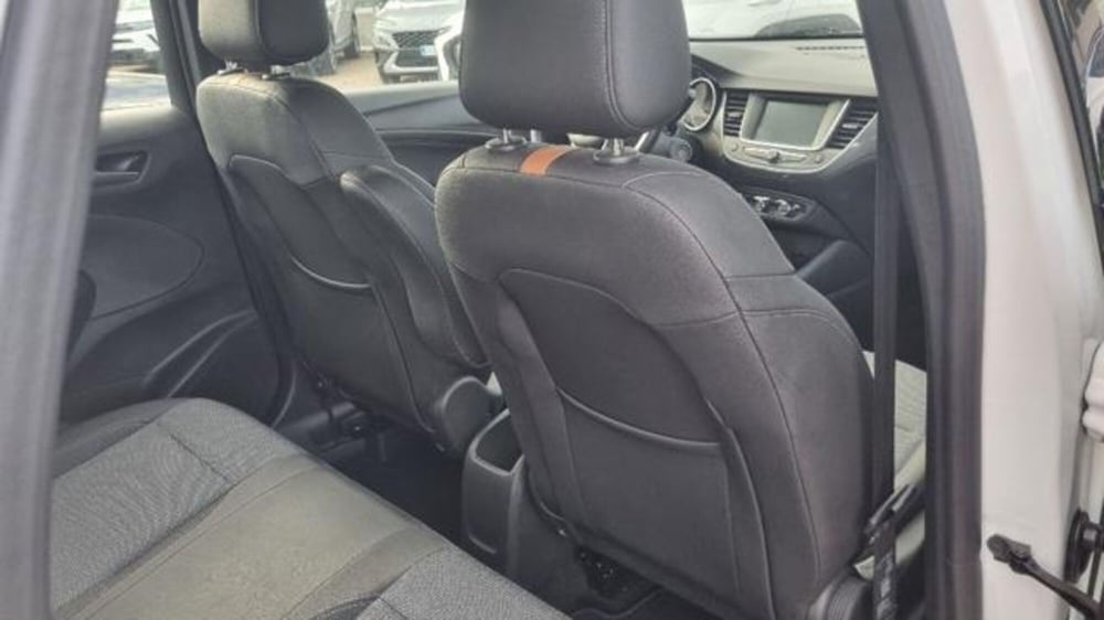 Opel Crossland usata a Savona (11)