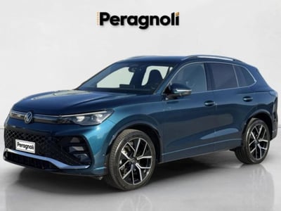 Volkswagen Tiguan 2.0 tdi R-Line 150cv dsg del 2024 usata a Firenze