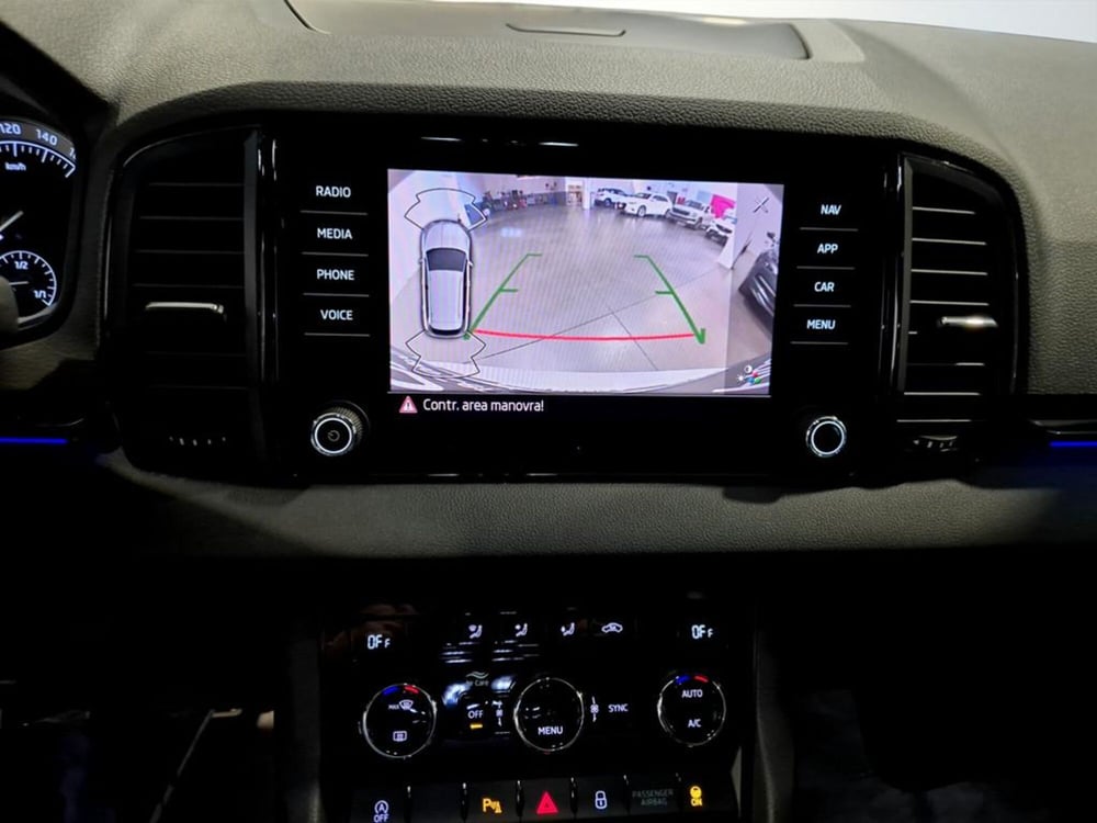 Skoda Karoq usata a Padova (15)