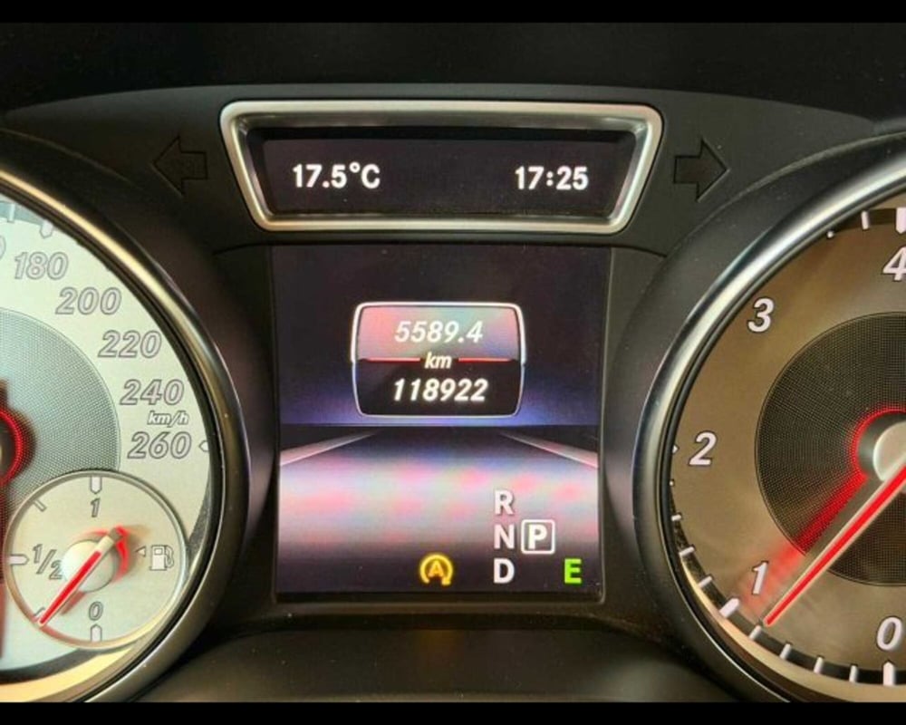 Mercedes-Benz GLA SUV usata a Bologna (11)