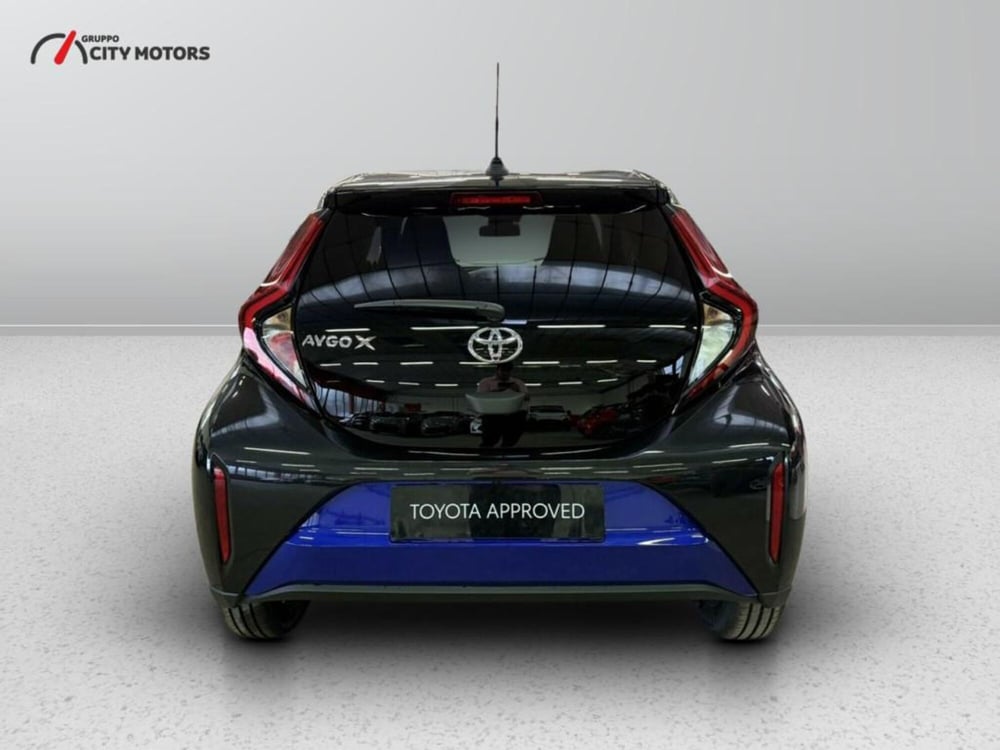 Toyota Aygo X nuova a Monza e Brianza (5)