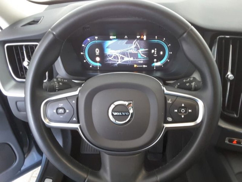 Volvo XC60 usata a Firenze (7)