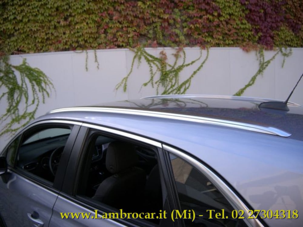Opel Crossland X usata a Milano (16)