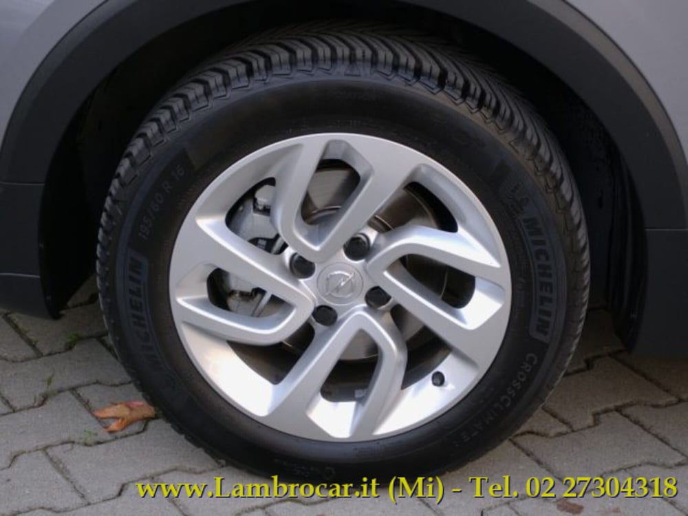 Opel Crossland X usata a Milano (17)