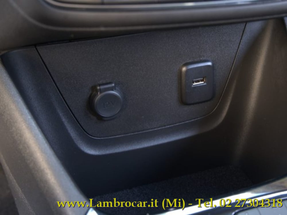 Opel Crossland X usata a Milano (20)