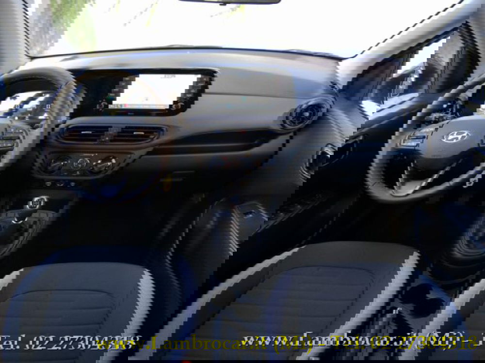 Hyundai i10 nuova a Milano (3)