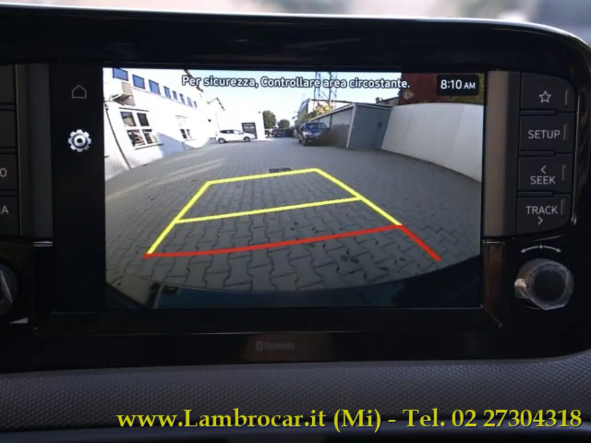 Hyundai i10 nuova a Milano (10)