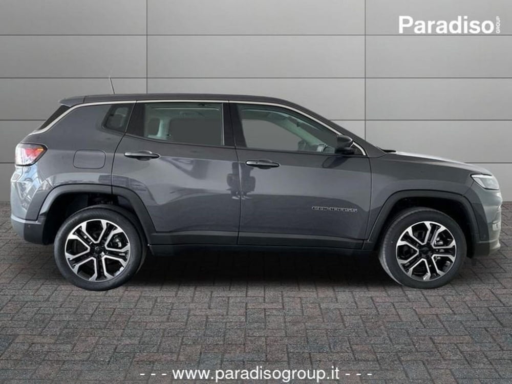 Jeep Compass nuova a Catanzaro (5)