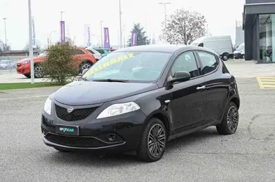 Lancia Ypsilon 1.2 69 CV 5 porte Platinum del 2020 usata a Pianezza