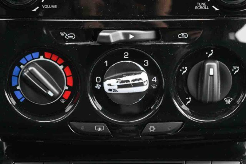 Lancia Ypsilon usata a Torino (19)