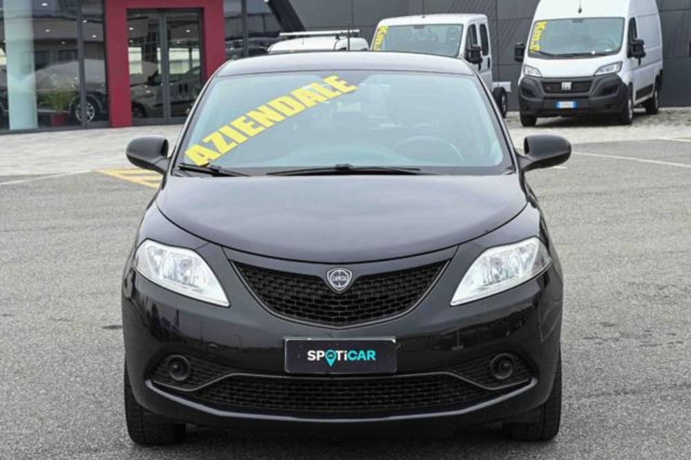 Lancia Ypsilon usata a Torino (2)