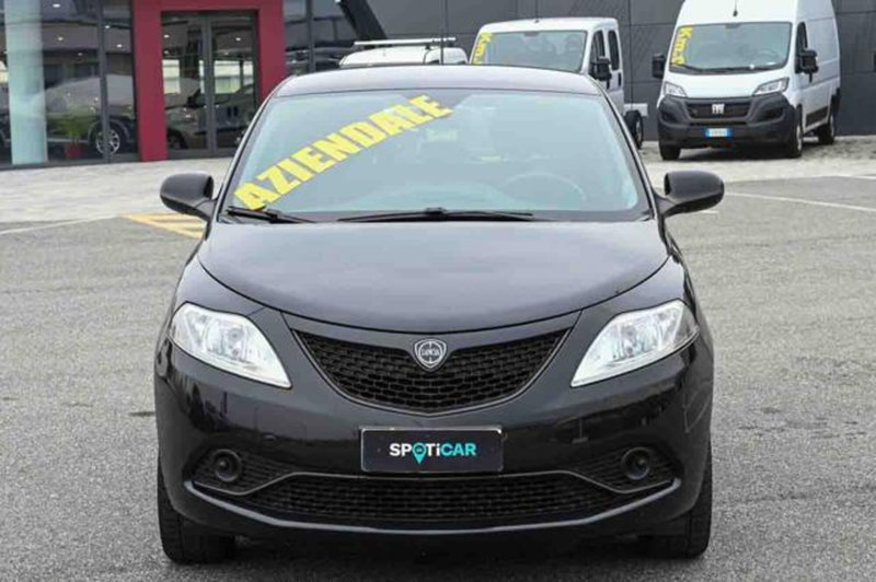 Lancia Ypsilon usata a Torino (2)