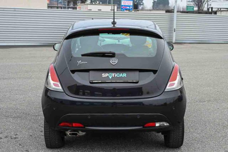 Lancia Ypsilon usata a Torino (6)