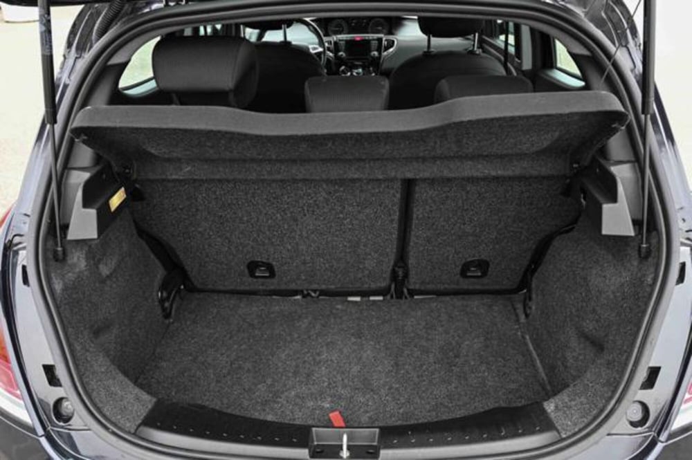 Lancia Ypsilon usata a Torino (9)