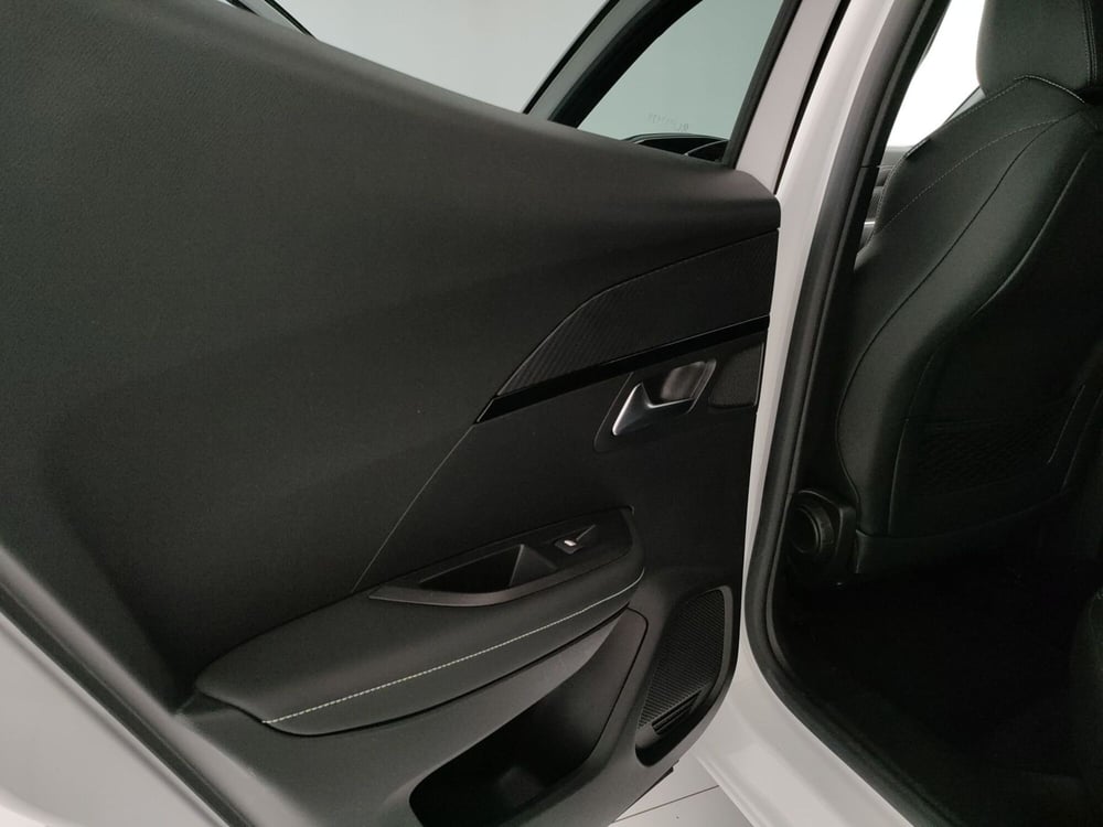 Peugeot 2008 usata a Caserta (13)
