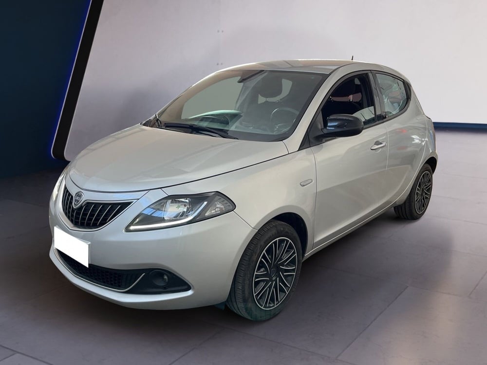 Lancia Ypsilon usata a Torino (2)