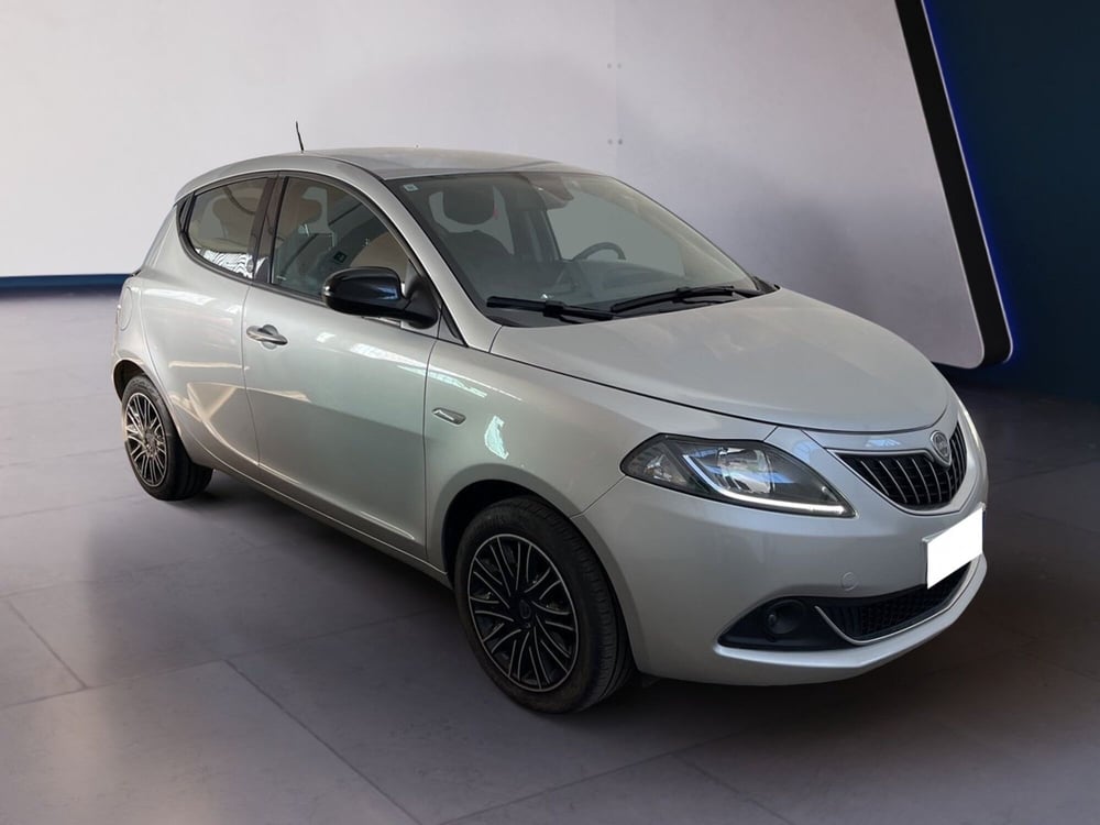 Lancia Ypsilon usata a Torino (3)