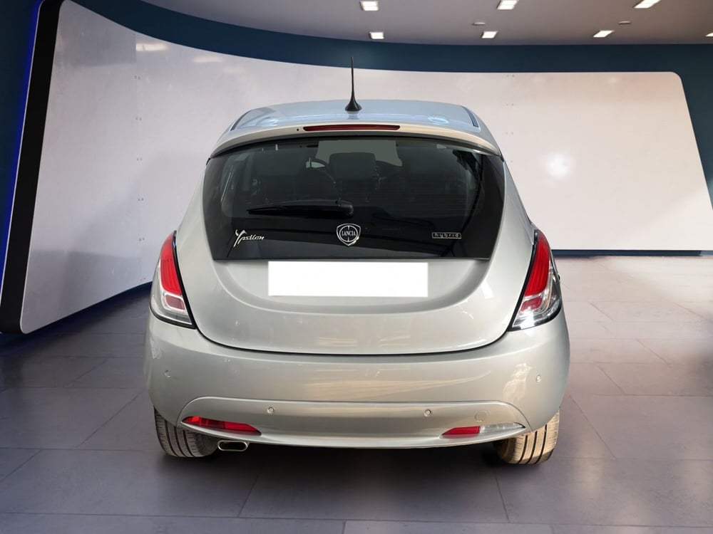 Lancia Ypsilon usata a Torino (5)