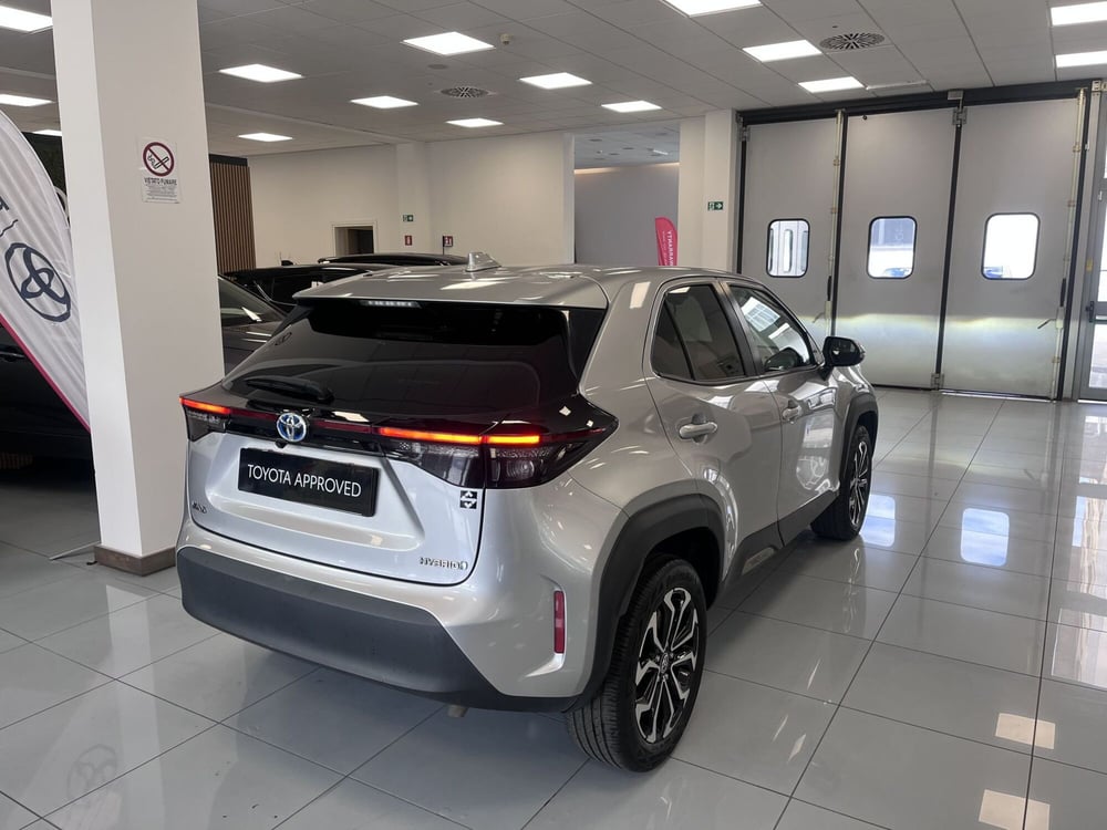 Toyota Yaris Cross usata a Prato (4)
