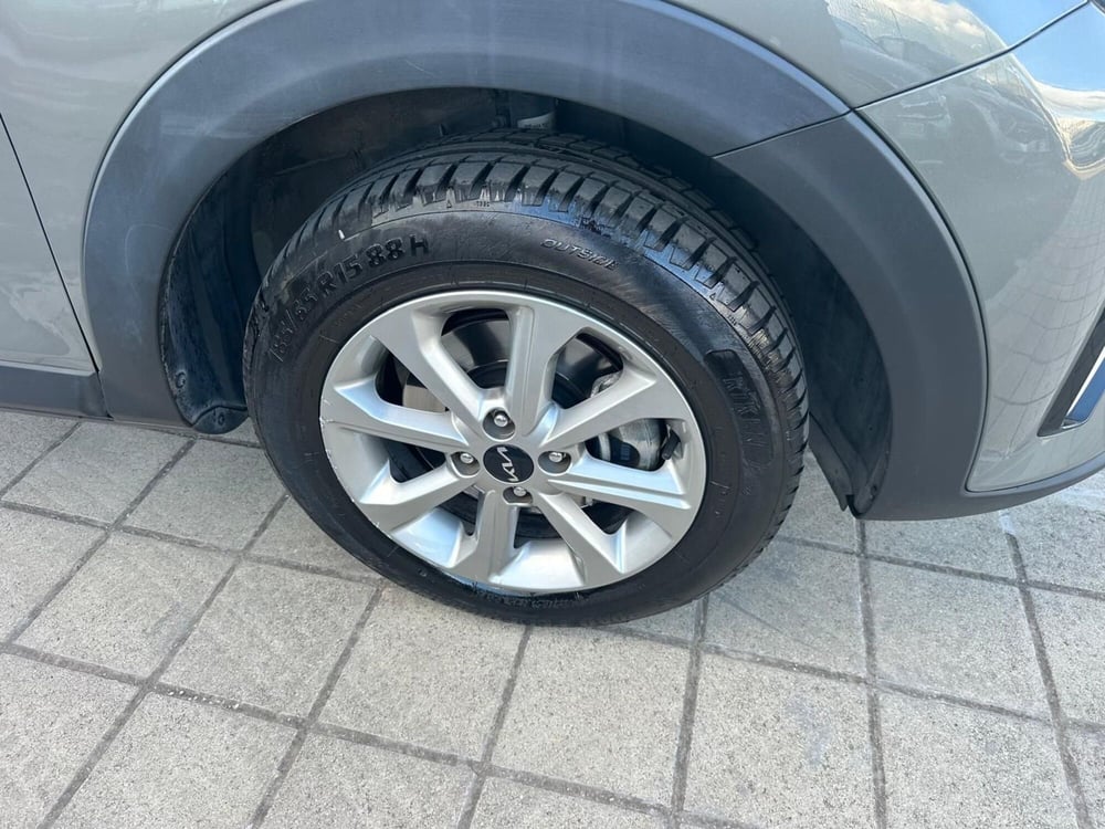 Kia Stonic usata a Napoli (10)