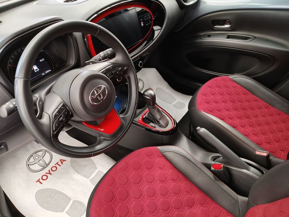 Toyota Aygo X usata a Roma (13)