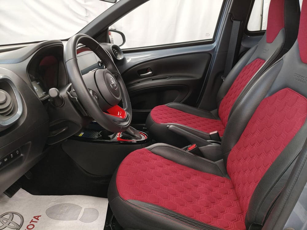 Toyota Aygo X usata a Roma (15)