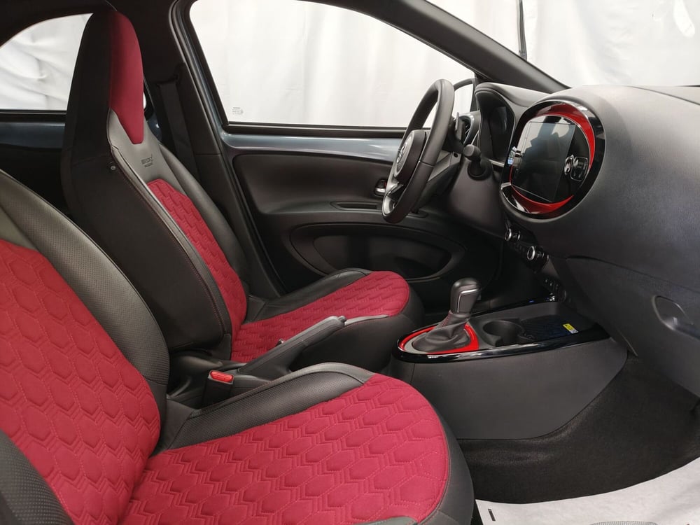 Toyota Aygo X usata a Roma (6)