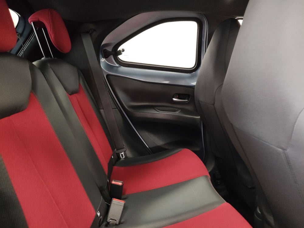 Toyota Aygo X usata a Roma (8)