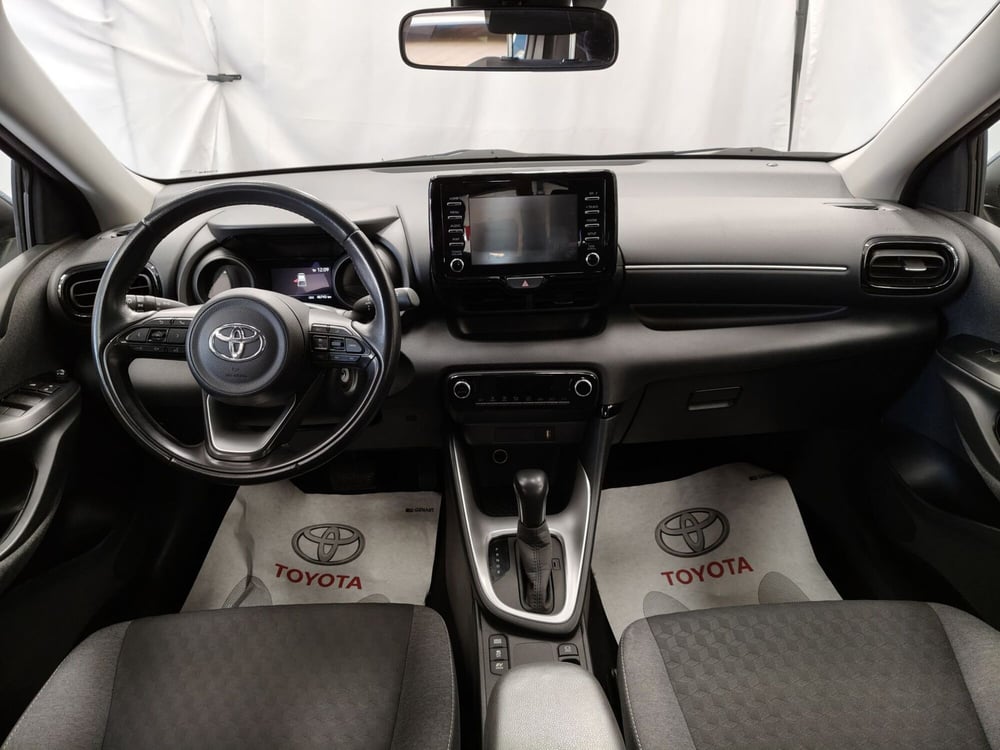 Toyota Yaris usata a Roma (9)