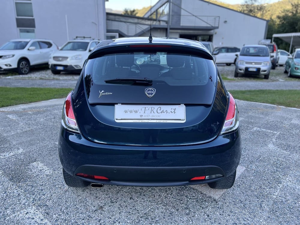 Lancia Ypsilon usata a La Spezia (6)