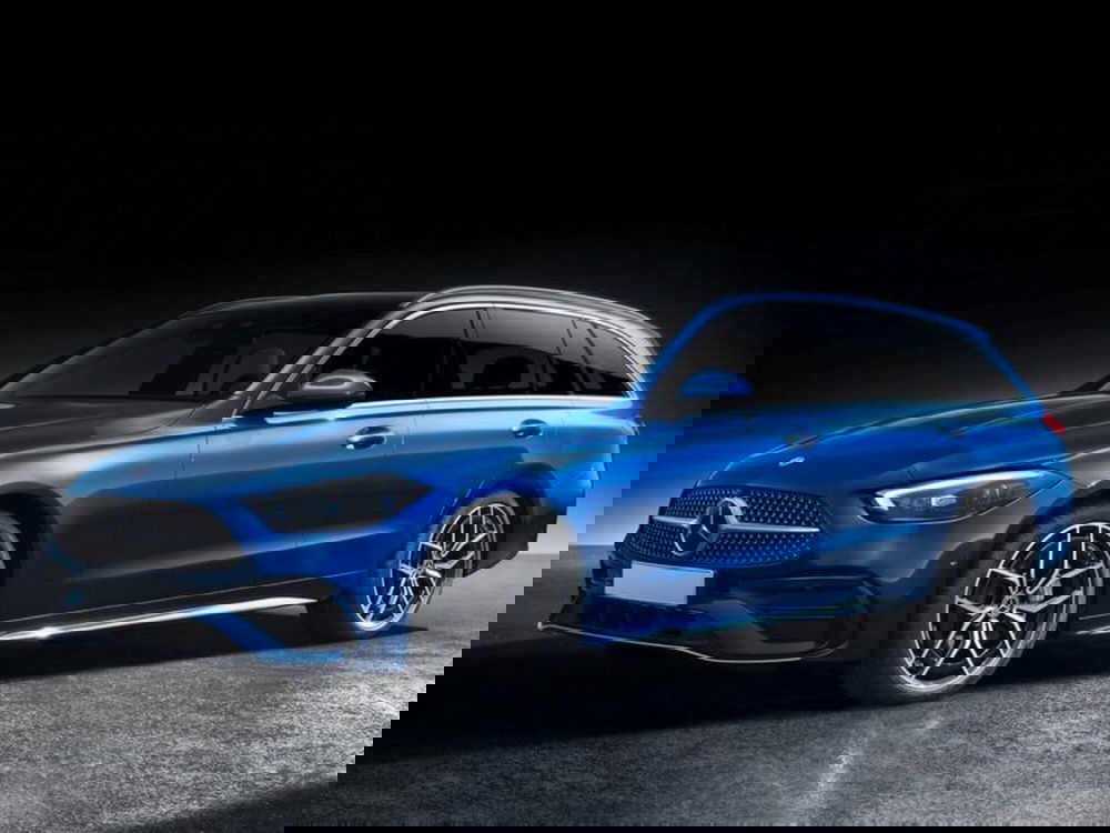 Mercedes-Benz Classe C Station Wagon nuova a Siena (6)
