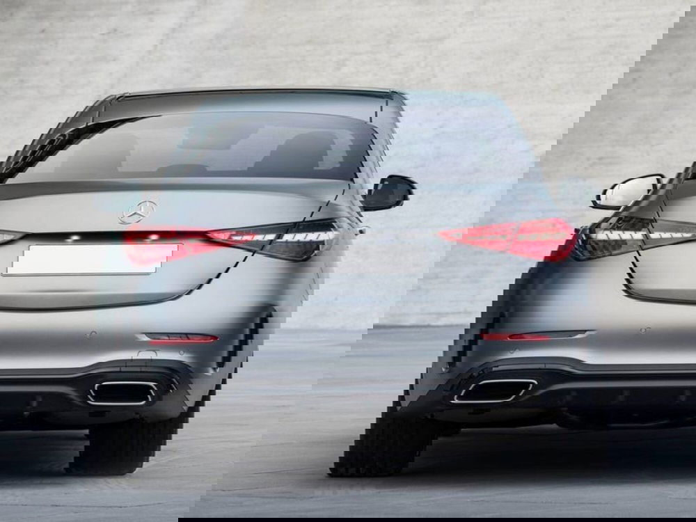 Mercedes-Benz Classe C nuova a Siena (10)