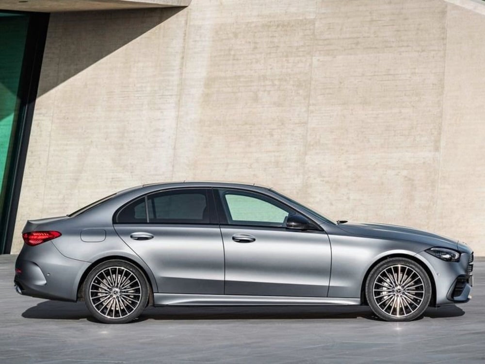 Mercedes-Benz Classe C nuova a Siena (4)