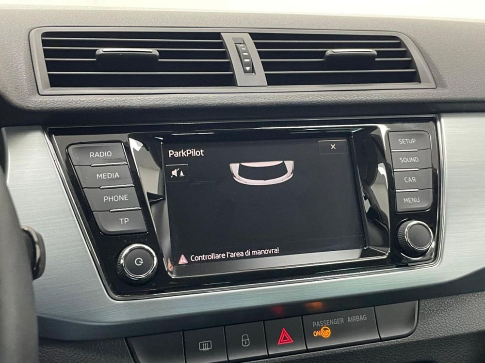 Skoda Fabia usata a Como (18)