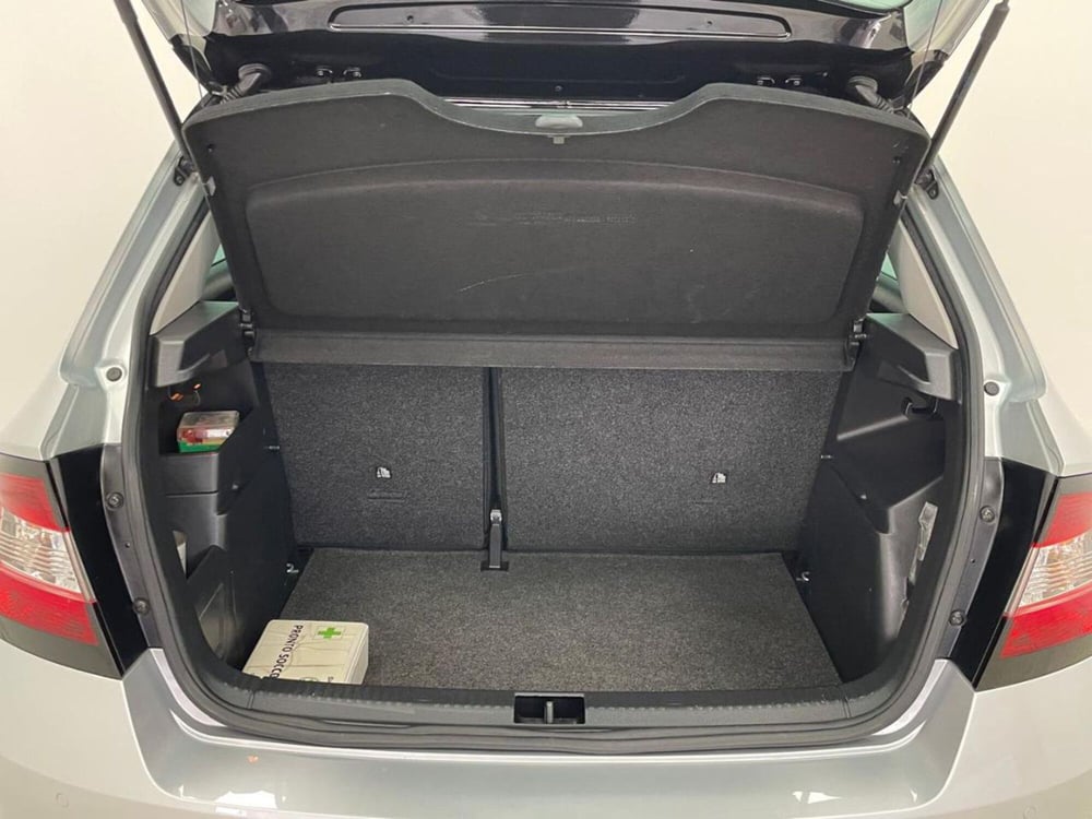 Skoda Fabia usata a Como (20)
