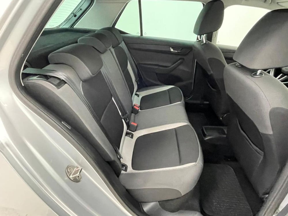 Skoda Fabia usata a Como (5)