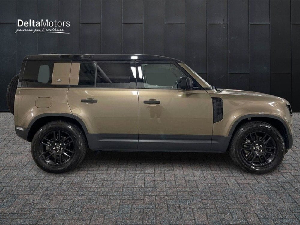 Land Rover Defender usata a Macerata (5)