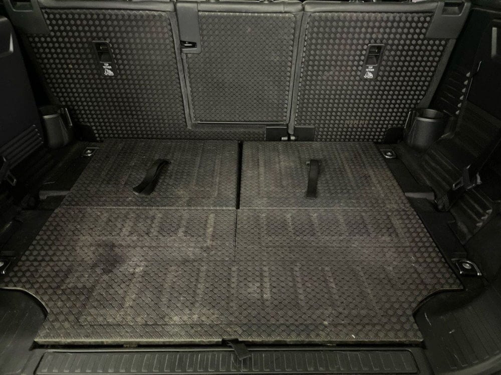 Land Rover Defender usata a Macerata (7)
