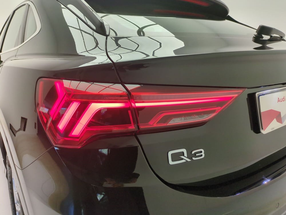Audi Q3 Sportback usata a Avellino (12)