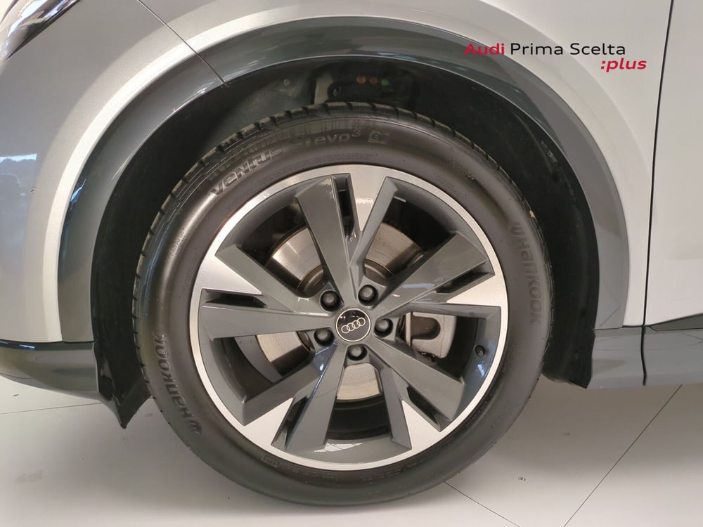 Audi Q4 Sportback usata a Avellino (10)